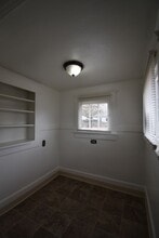 1503 SW Queen Ave in Albany, OR - Building Photo - Building Photo