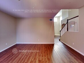 10854 Hoffner Edge Dr in Riverview, FL - Building Photo - Building Photo