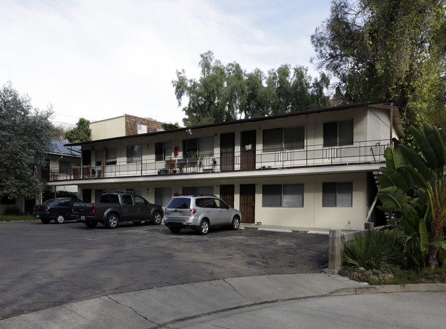 Shady Glen Apartments in San Diego, CA - Building Photo - Building Photo