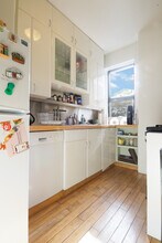 135 W 16th St in New York, NY - Building Photo - Building Photo