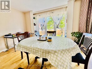 23 Wiltshire Dr in Markham, ON - Building Photo - Building Photo