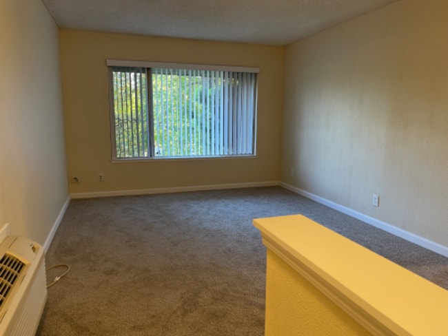 1241 Morse Ave, Unit 2 in Sacramento, CA - Building Photo - Building Photo