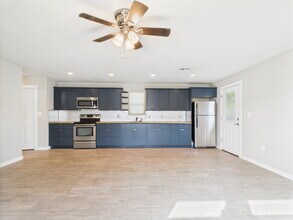1723 HWY 87 in Fredericksburg, TX - Building Photo - Building Photo