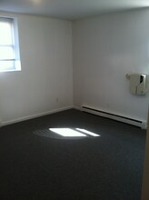 495 Main St in Fort Lee, NJ - Foto de edificio - Building Photo