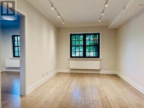 2-112 Clarendon Ave in Toronto, ON - Building Photo - Building Photo
