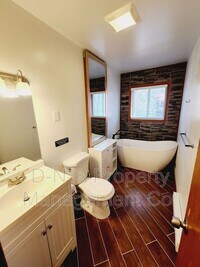 1872 Beverly Ct photo'