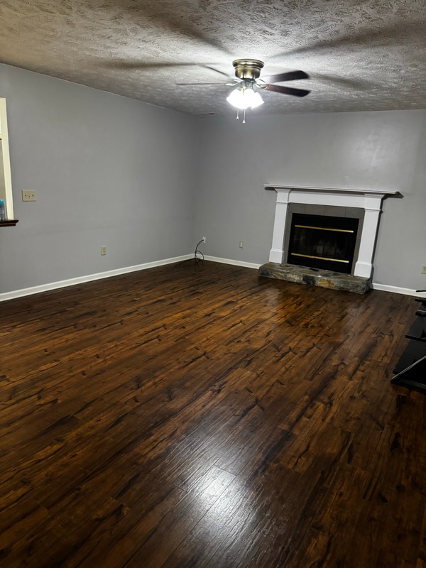 366 Woodberry Cir in Raeford, NC - Building Photo - Building Photo