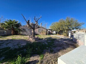 2521 E Heather Ct in North Las Vegas, NV - Building Photo - Building Photo
