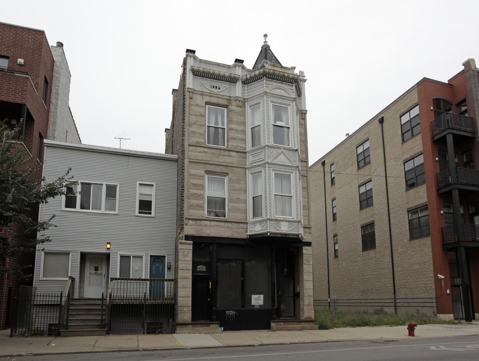 1829 N Milwaukee Ave in Chicago, IL - Building Photo