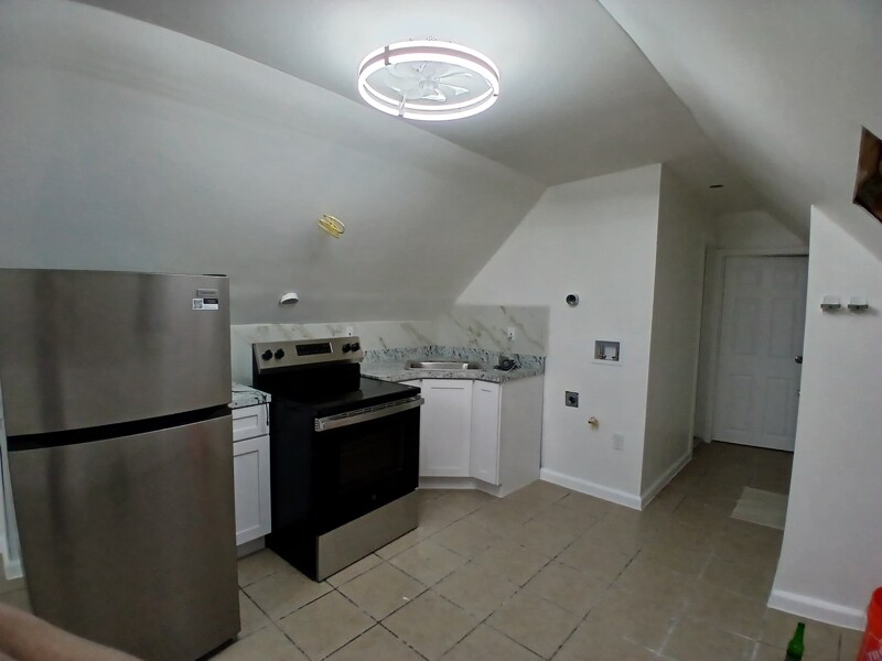 66 Linden Ave in Jersey City, NJ - Building Photo