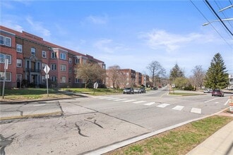 8 Blackstone Blvd in Providence, RI - Building Photo - Building Photo
