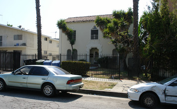 819 S Kenmore Ave in Los Angeles, CA - Building Photo - Building Photo