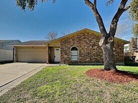 5019 Forthbridge Dr in Houston, TX - Building Photo