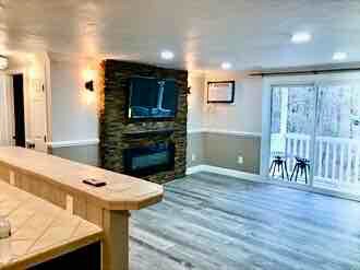 1619 Braley Rd, Unit 98 in New Bedford, MA - Building Photo - Building Photo