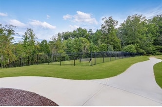 1832 Autumn Mist Dr in Winston-Salem, NC - Building Photo - Building Photo