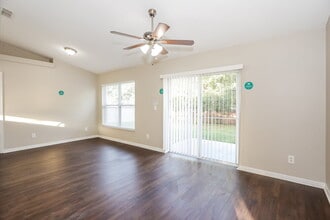 12148 Woodglen Cir in Clermont, FL - Building Photo - Building Photo