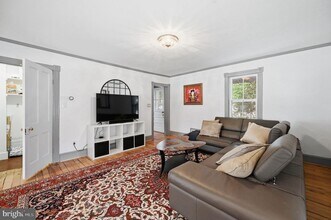 11641 Glen Rd in Potomac, MD - Building Photo - Building Photo