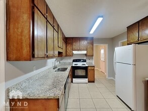 314 Laurel Ln in Stockbridge, GA - Building Photo - Building Photo