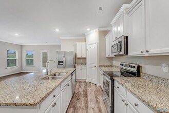 323 Ivyleaf Dr in Madison, AL - Building Photo - Building Photo