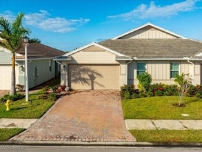 1157 Enbrook Lp in Naples, FL - Building Photo - Building Photo