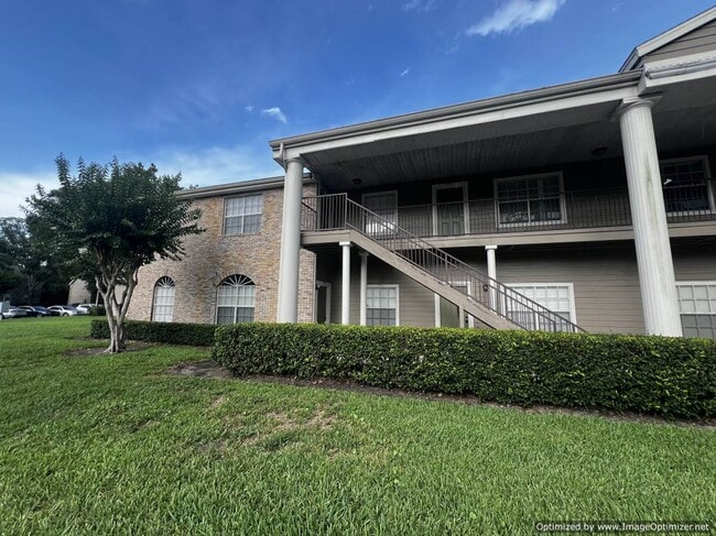 property at 136 Reserve Cir