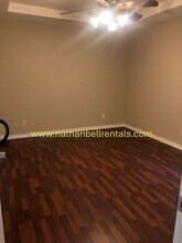 600 Fairview St in Blossom, TX - Building Photo - Building Photo