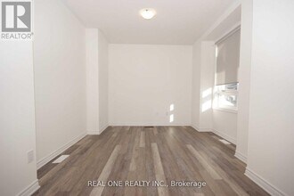 31 Massachusetts Ln in Markham, ON - Building Photo - Building Photo