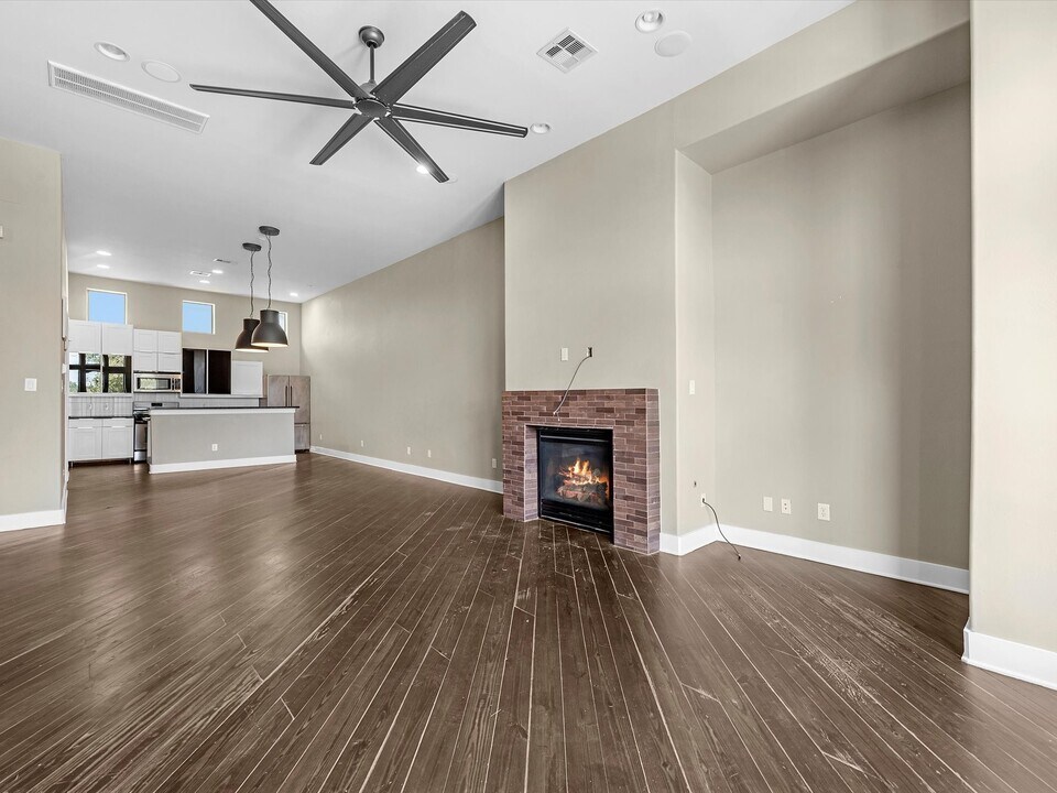 3419 Gillespie St in Houston, TX - Building Photo