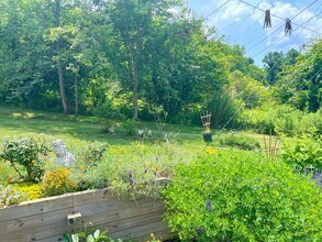 43 Calloway Rd in Weaverville, NC - Building Photo - Building Photo