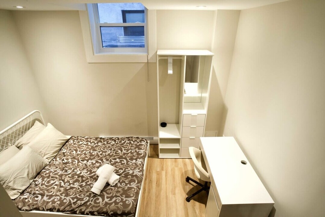 3536 Rue Durocher in Montréal, QC - Building Photo