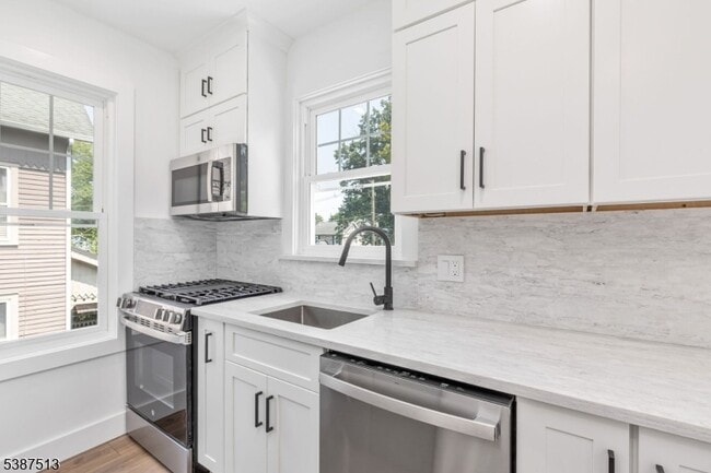 237 Orchard St in Westfield, NJ - Building Photo - Building Photo