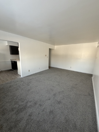 750 E Michigan Ave in Battle Creek, MI - Foto de edificio - Building Photo