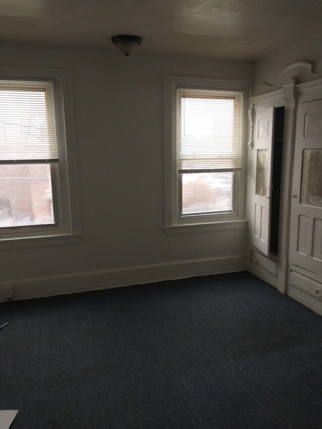 property at 1614 Unity St