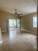 2841 N Oakland Forest Dr in Oakland Park, FL - Building Photo - Building Photo