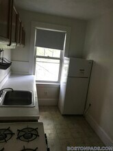 157 Summer St, Unit 6R in Somerville, MA - Building Photo - Building Photo