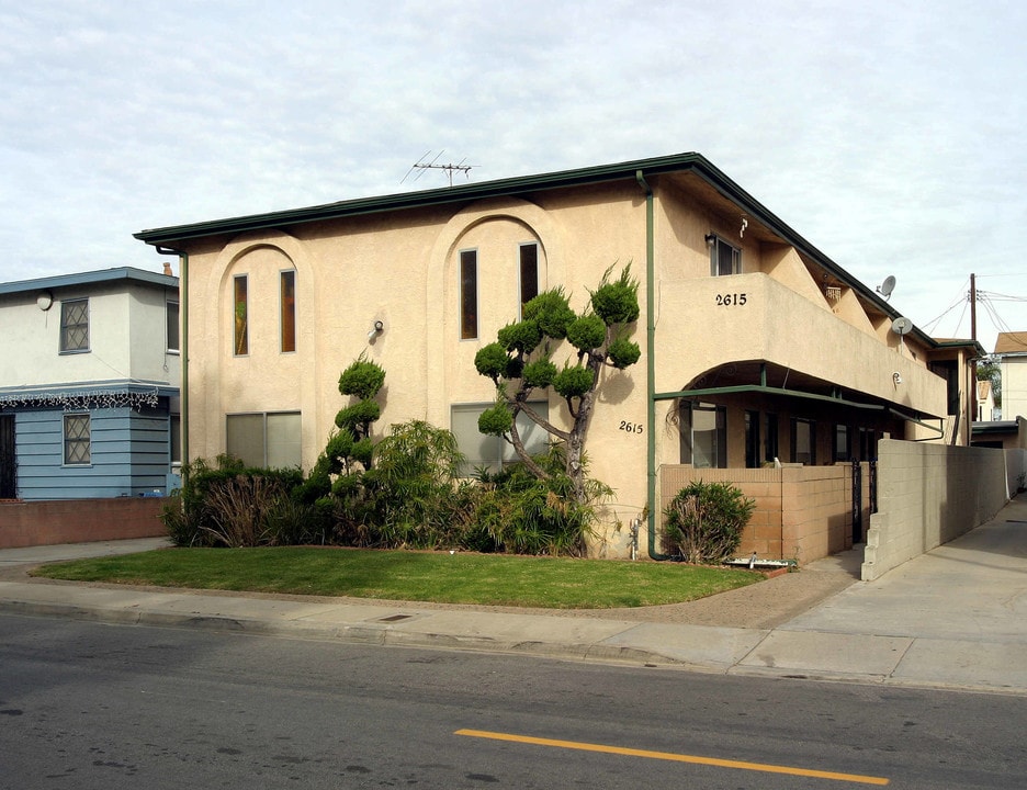 2615 Curtis Ave in Redondo Beach, CA - Building Photo