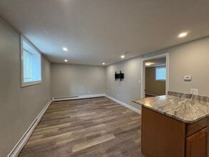 62 Cabot in Beverly, MA - Building Photo - Building Photo