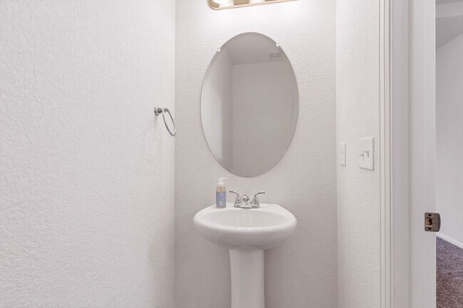 10827 Ventura Ct in Commerce City, CO - Building Photo - Building Photo