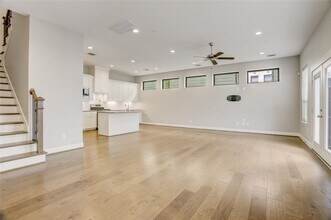 5905 Petty St in Houston, TX - Building Photo - Building Photo