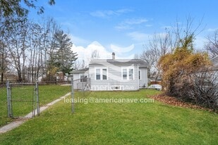 226 E Fairview Ave in South Bend, IN - Building Photo