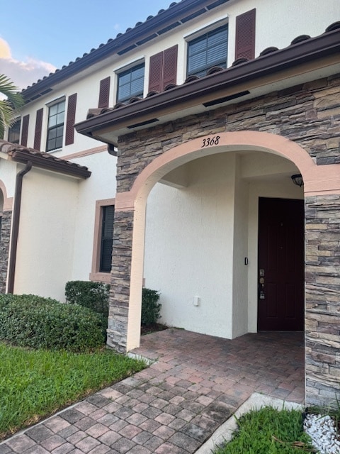 3368 W 92nd Pl in Hialeah, FL - Building Photo - Building Photo