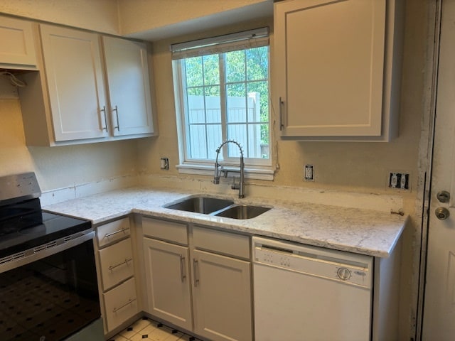 property at 1699 S Trenton St