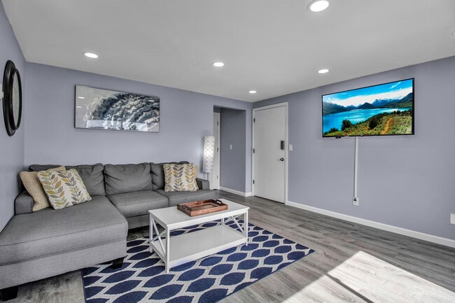 property at 2728 Niagara Falls Blvd