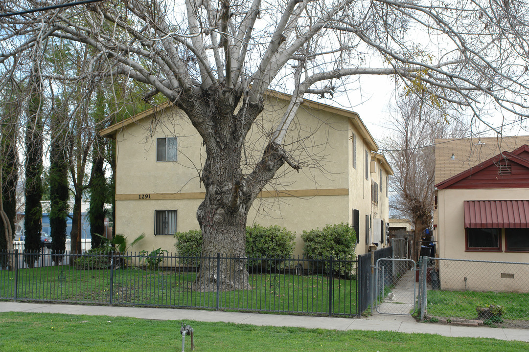 1291 Belle St in San Bernardino, CA - Building Photo