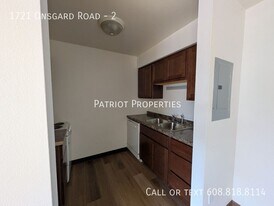 1721 Onsgard Rd in Madison, WI - Building Photo