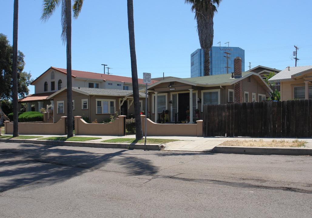 Bancroft Gardens in San Diego, CA - Foto de edificio