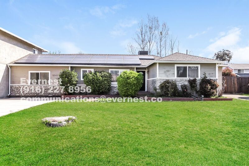 3542 Leatha Way in Sacramento, CA - Building Photo