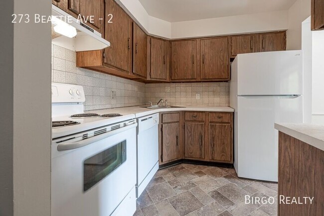 273 Beattie Ave-Unit -2 in Lockport, NY - Building Photo - Building Photo