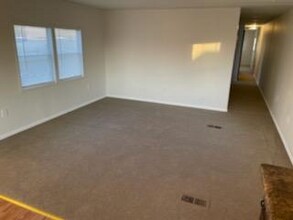 600 S Hayes St in Laramie, WY - Building Photo - Building Photo
