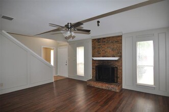2516 Sunscape Ln in Dallas, TX - Building Photo - Building Photo